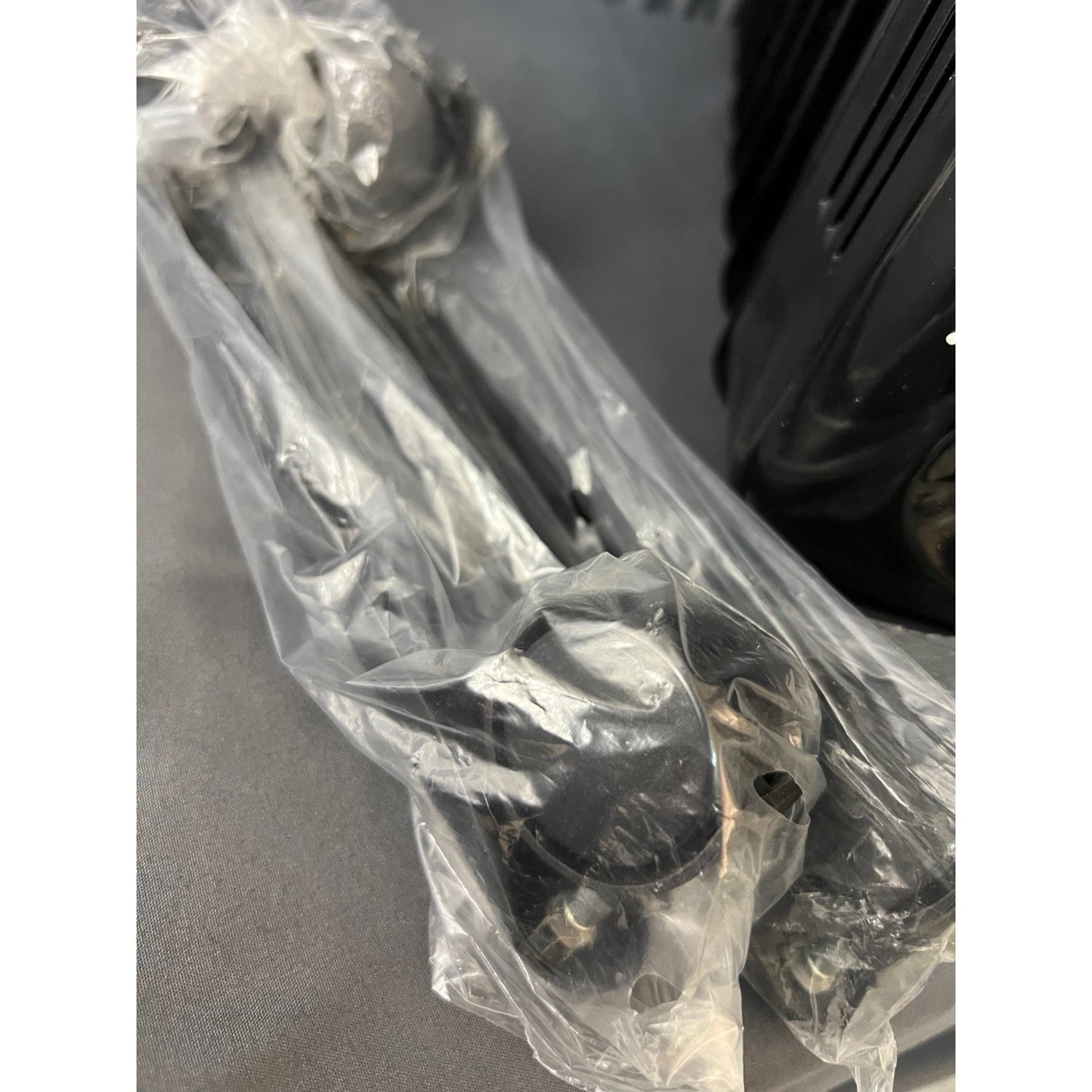 Pelonis HO-0279 1500W Oil-Filled Radiant Electric Space Heater NIB