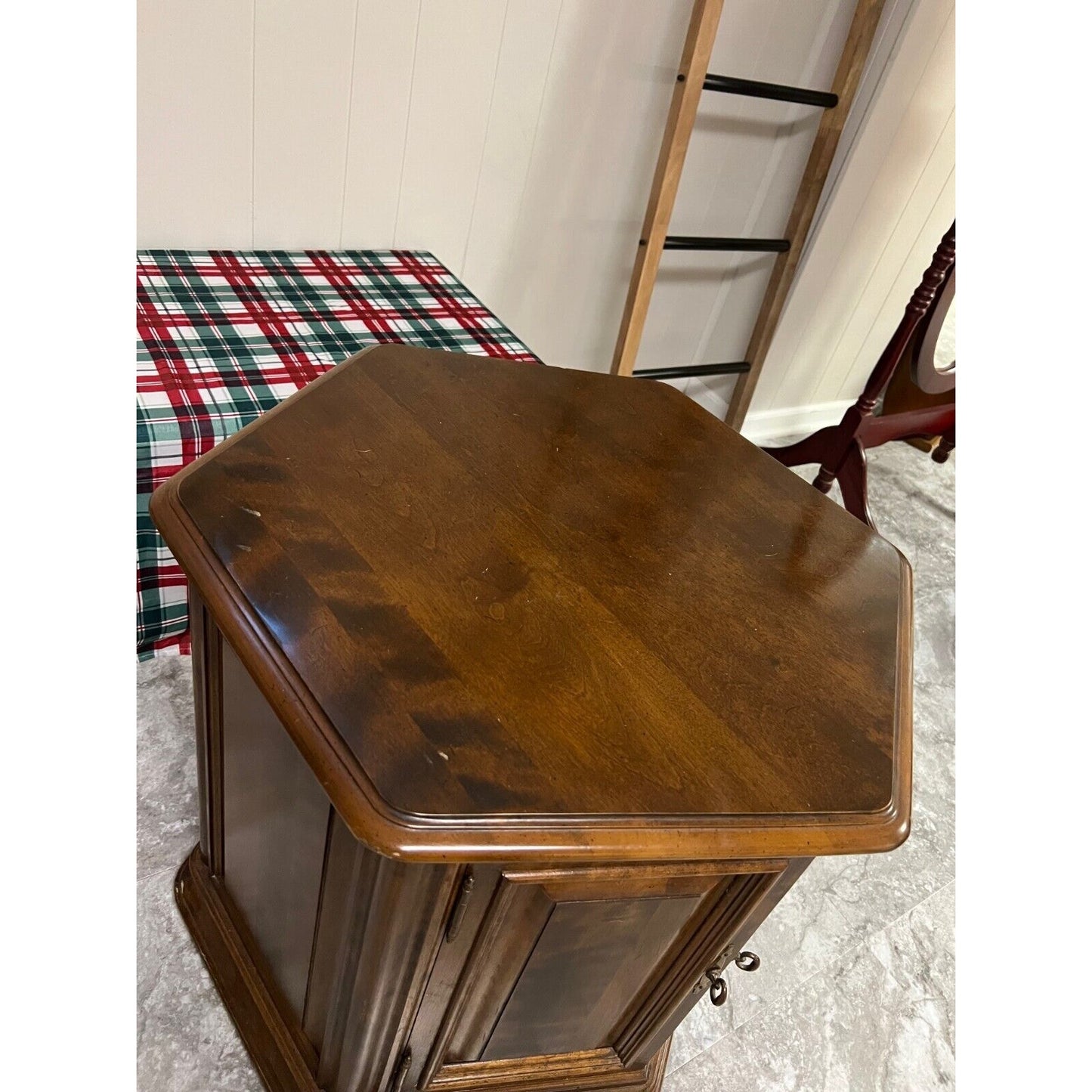 Mid Century Maple Ethan Allen Octagon End Table, Great Condition!