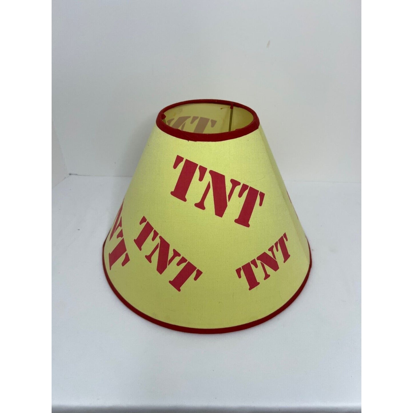 Vintage 1997 Wiley Coyote TNT Lamp, RARE FIND EXCELLENT CONDITION!!
